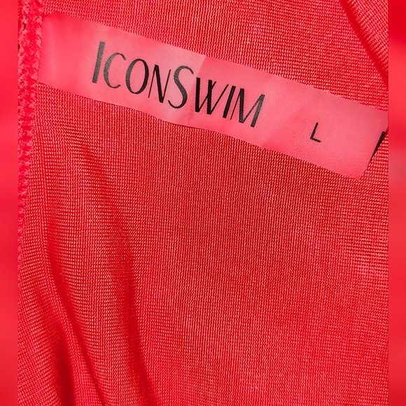 Icon Swim Leopard Print V-Neck Low Cut Back Cheeky One Piece Large - Picture 5 of 6